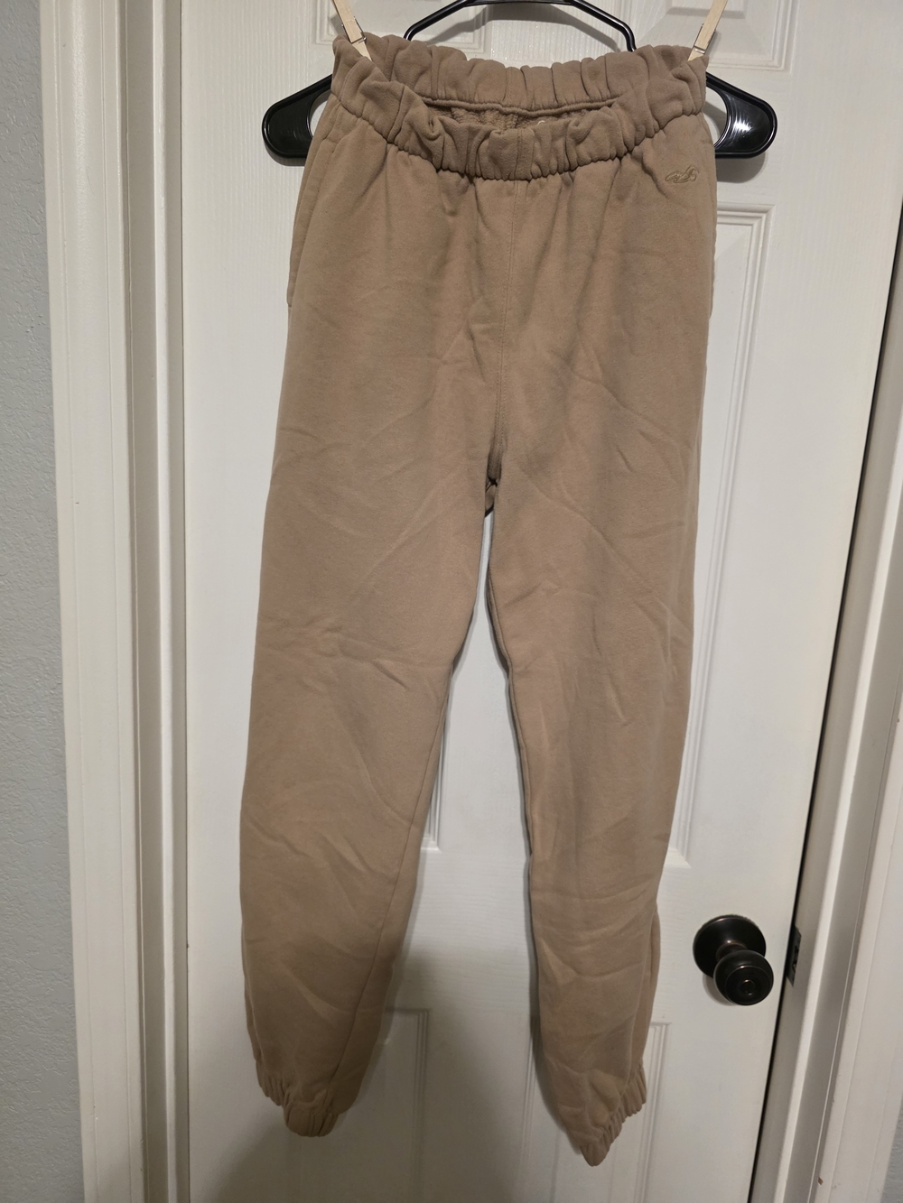 Hollister Beige High-Waist Jogger Sweatpants